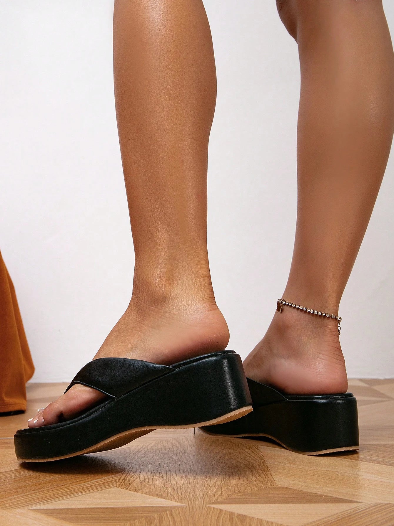 Women's Platform Wedge Heel Thong Slippers