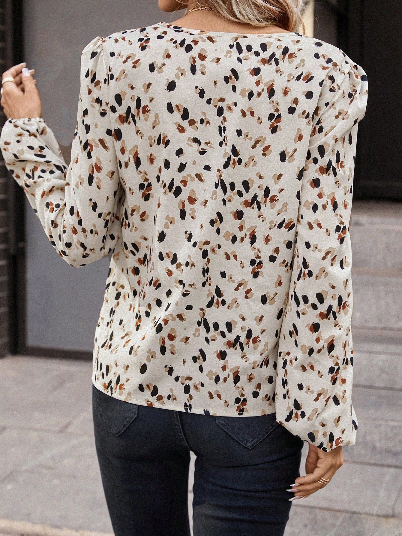 SHEIN LUNE Women Casual/Office Round Neck V-Notch Faux Placket Puff Sleeve Floral Print Long Sleeve Blouse