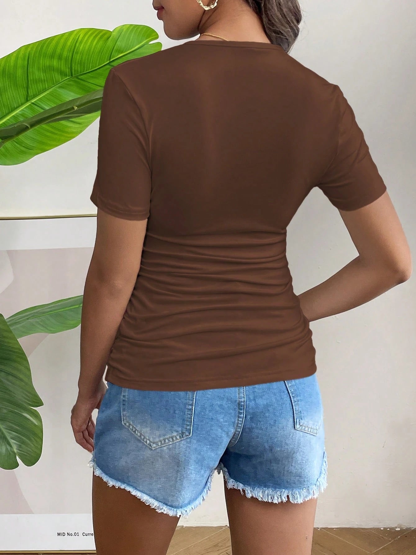 SHEIN Maternity Solid Color Side Ruched Slim Fit T-Shirt