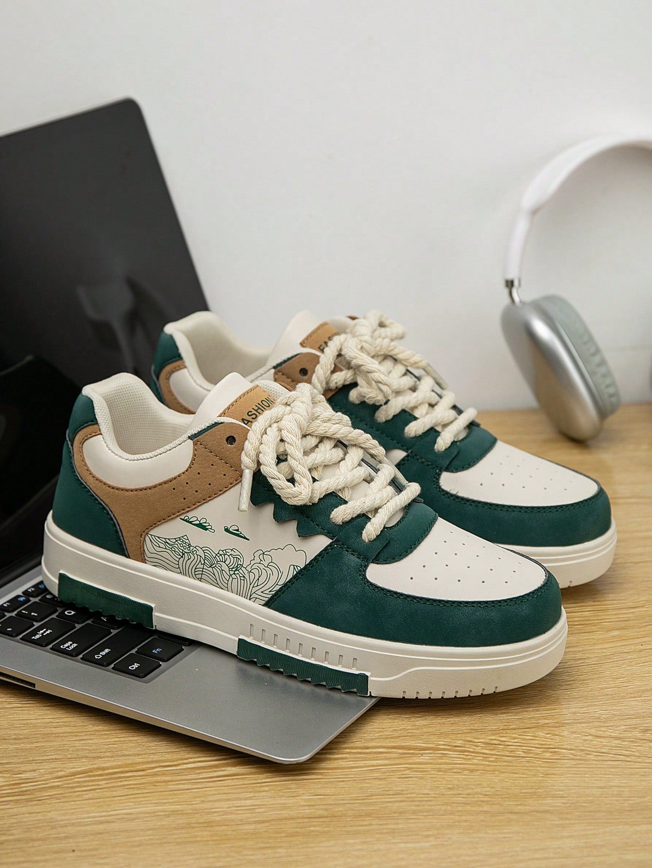 Casual Men's Random Print Low-Top Flat Sports Sneakers