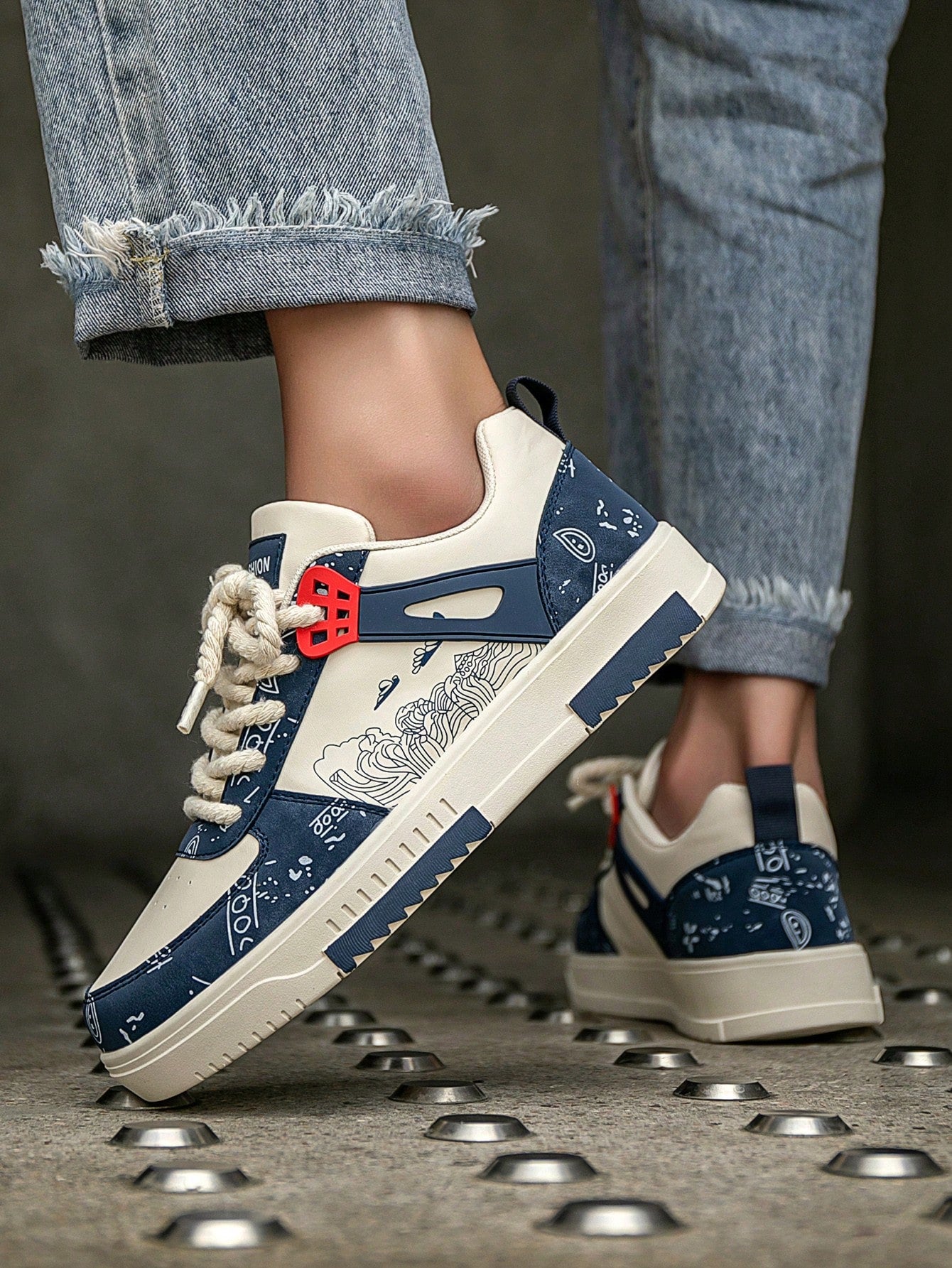 Casual Men's Random Print Low-Top Flat Sports Sneakers