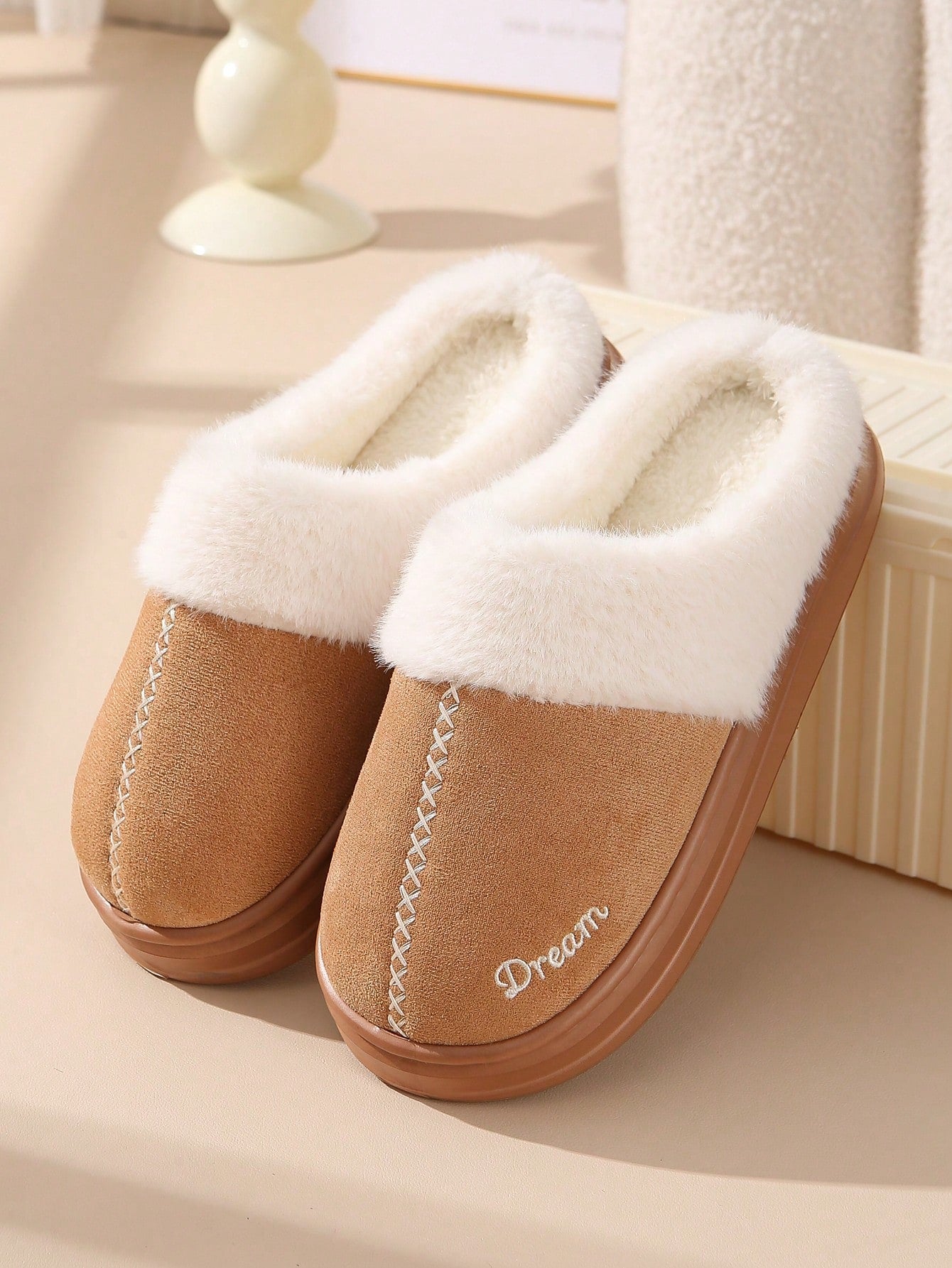 Plush Closed Toe Slippers, Warm Women's Slippers For Autumn Winter