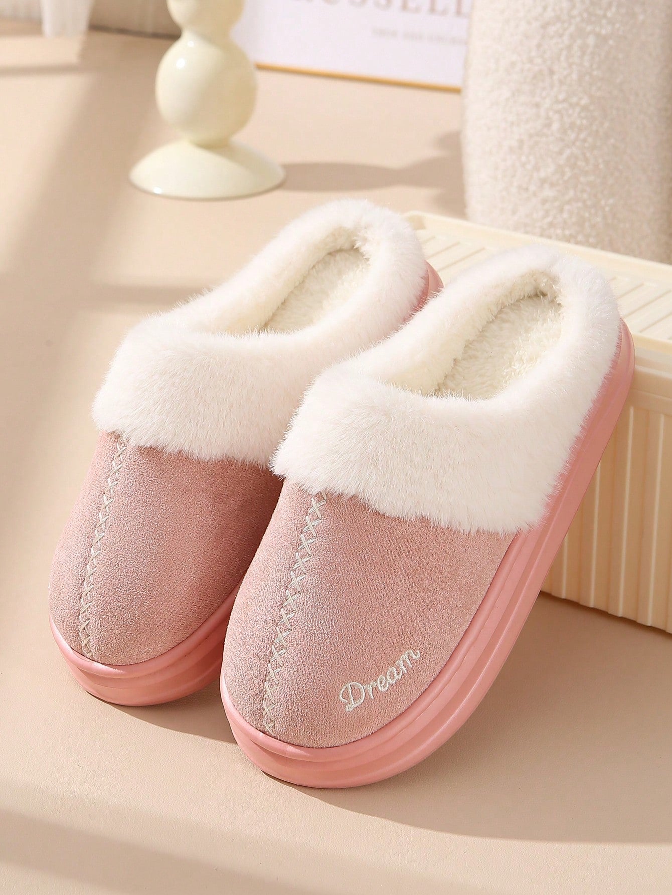 Plush Closed Toe Slippers, Warm Women's Slippers For Autumn Winter