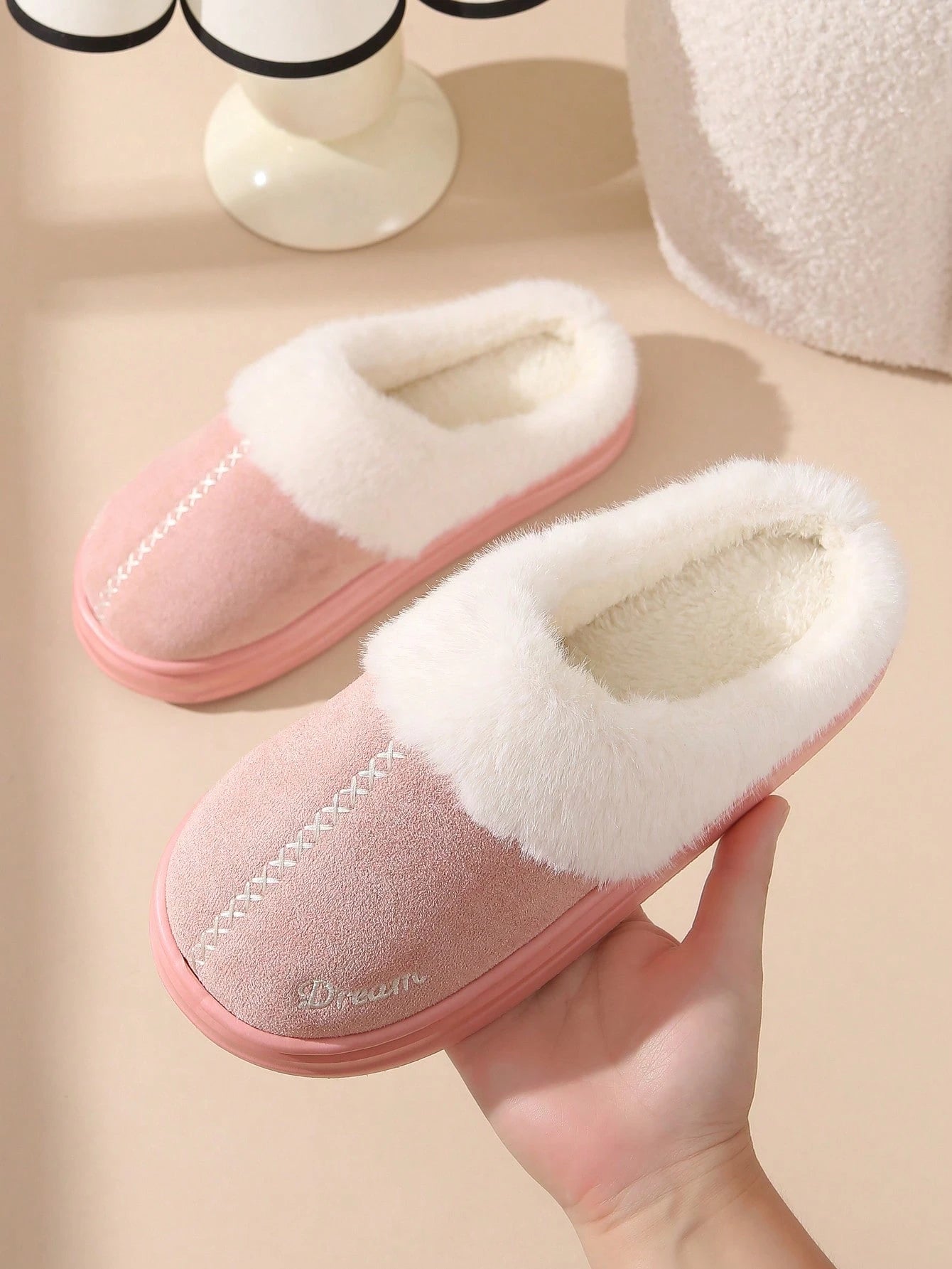 Plush Closed Toe Slippers, Warm Women's Slippers For Autumn Winter
