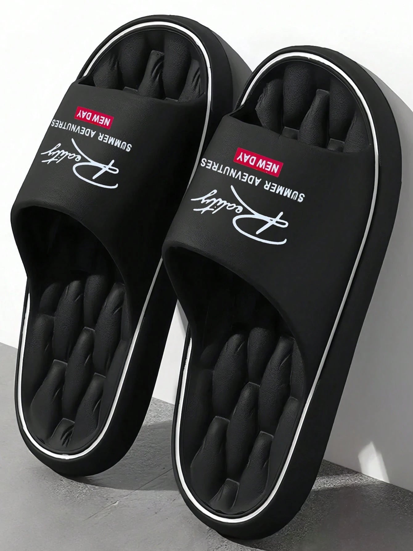 New Fashion Open Toe Slippers For Men, EVA Material Soft Bottom