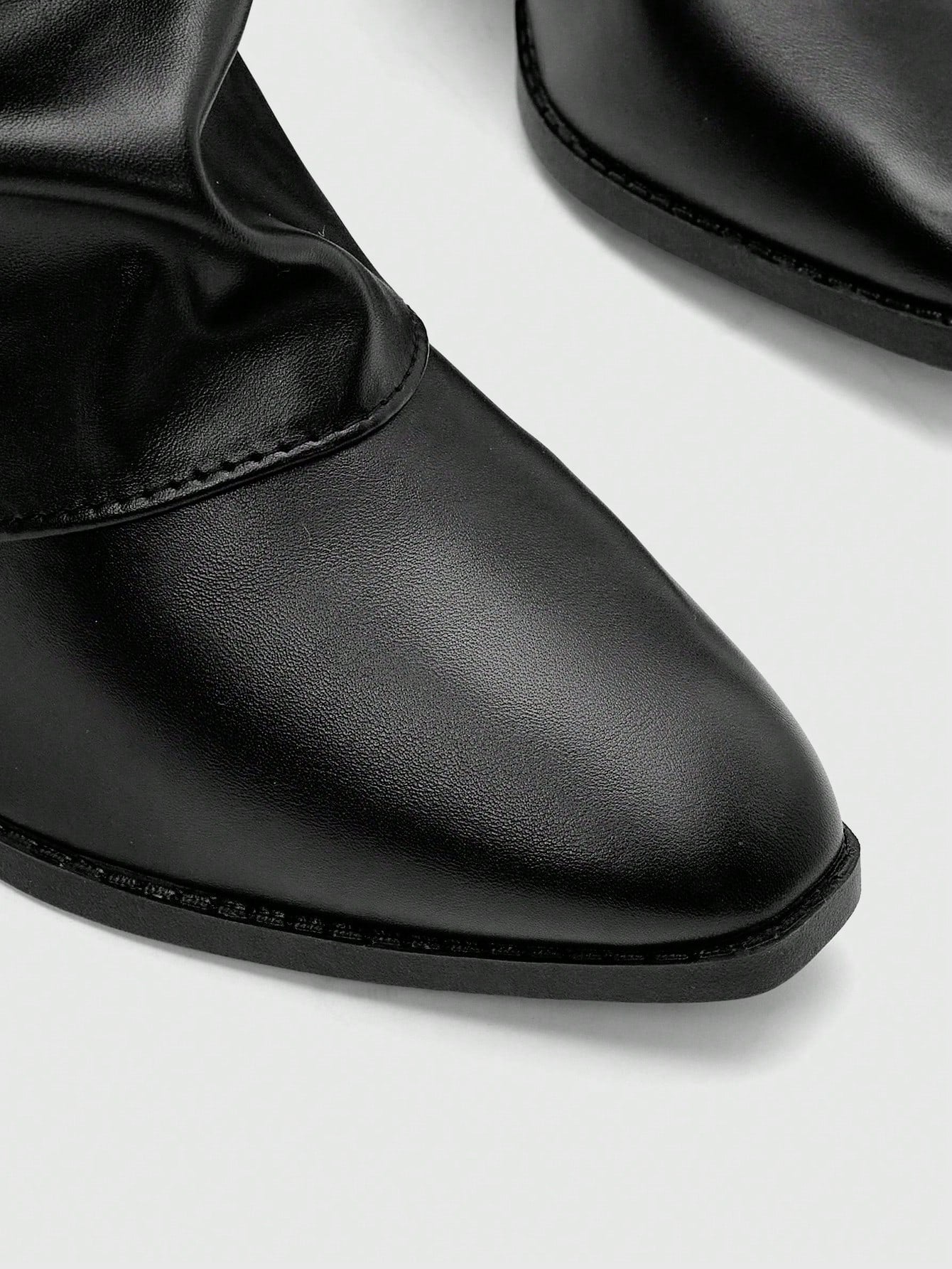 Aloruh Fal inter Vegan Leather Slip-On Knee-High Boots With Chunky Heels