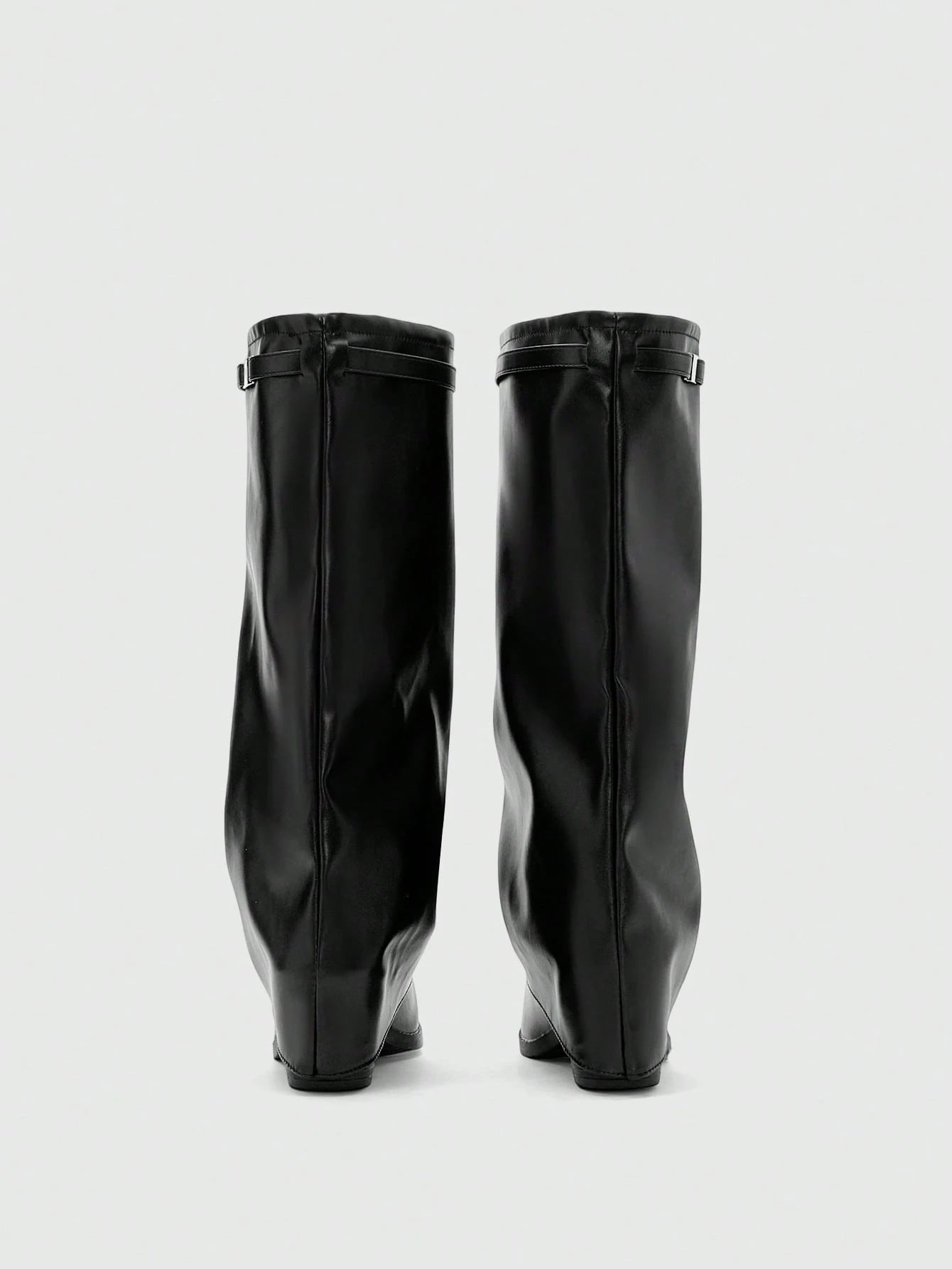 Aloruh Fal inter Vegan Leather Slip-On Knee-High Boots With Chunky Heels