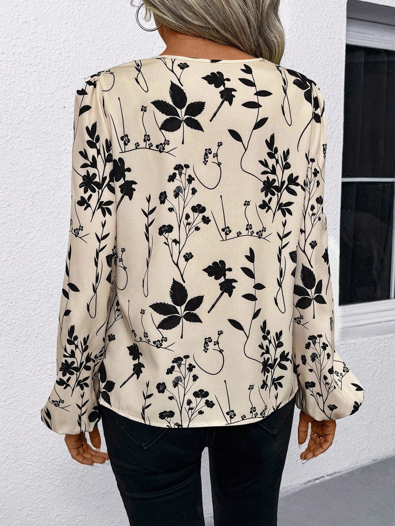SHEIN LUNE Women Casual/Office Round Neck V-Notch Faux Placket Puff Sleeve Floral Print Long Sleeve Blouse