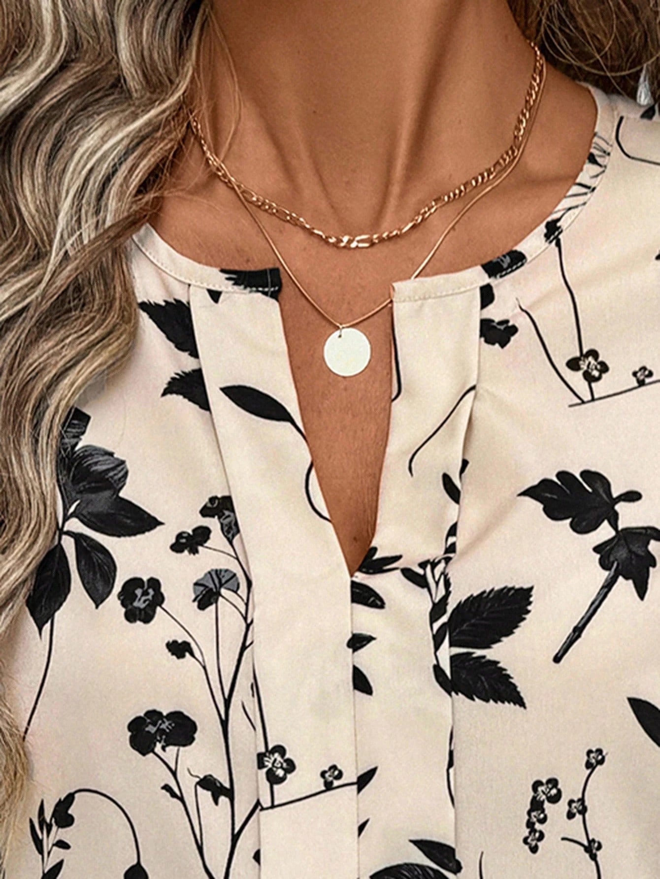 SHEIN LUNE Women Casual/Office Round Neck V-Notch Faux Placket Puff Sleeve Floral Print Long Sleeve Blouse