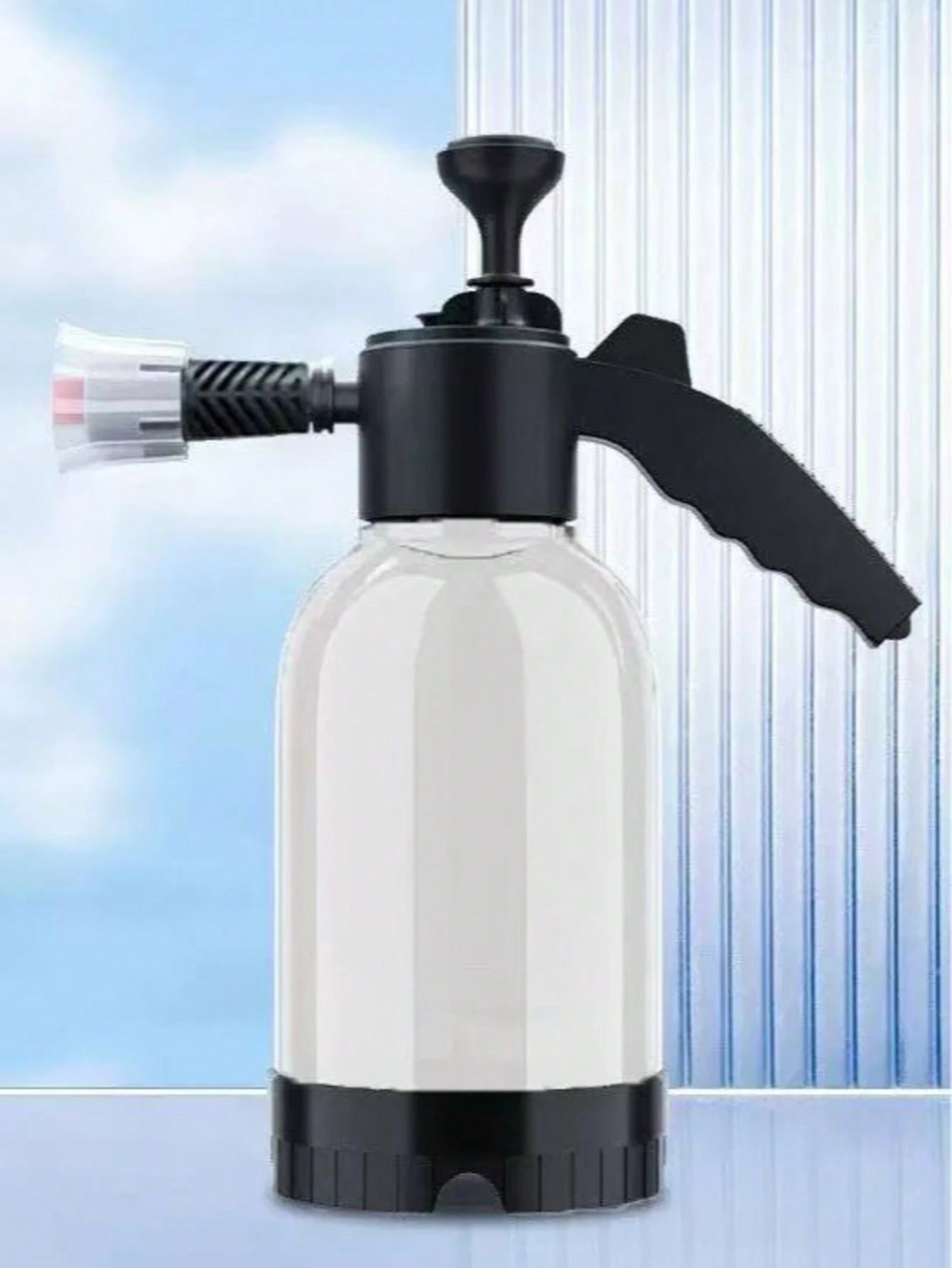 1-2L Hand Pressure Foam Sprayer, Leak-Proof With Adjustable Nozzle. Creates Rich Foam, Portable & Reusable. Great For Car Washing, Gardening And Household Cleaning.